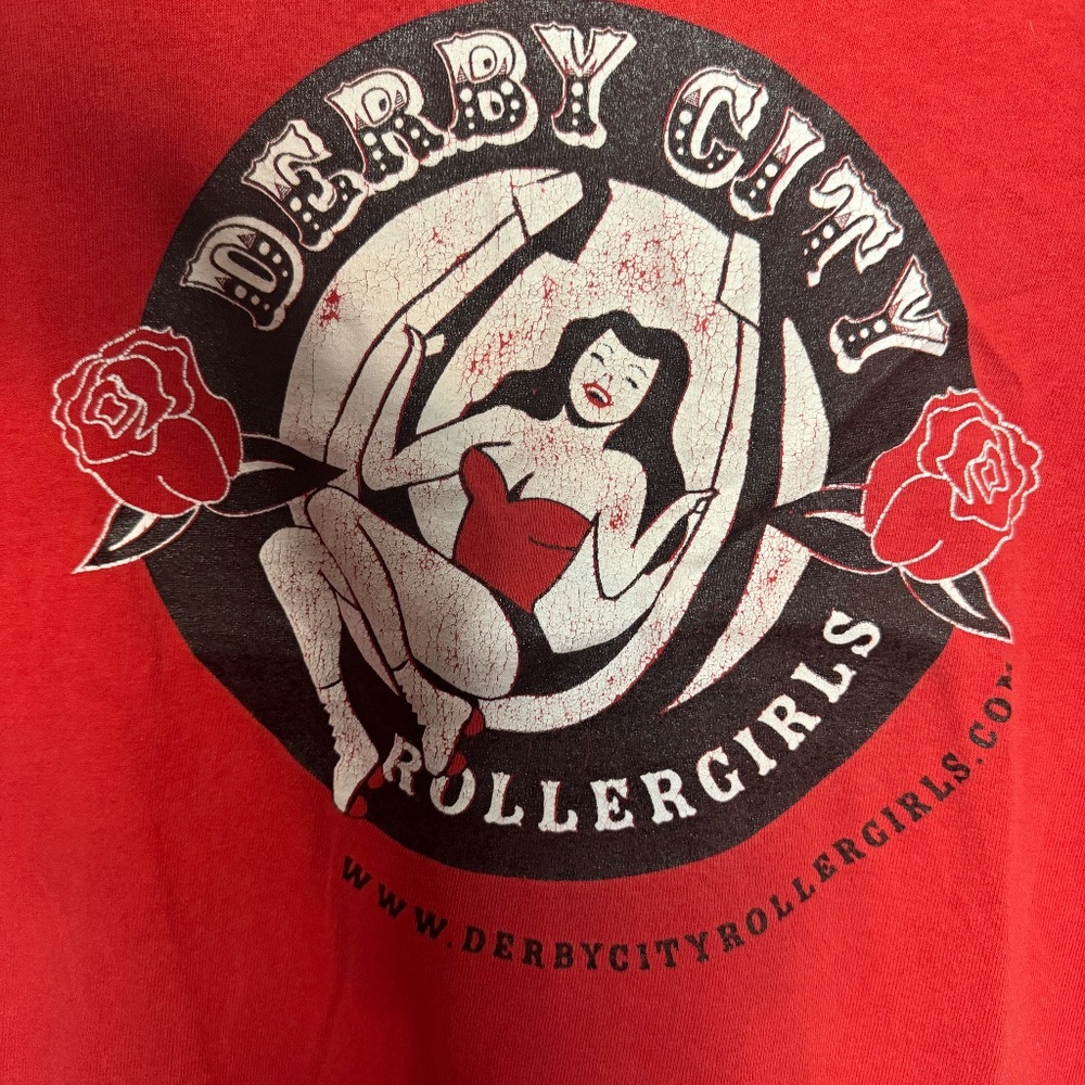 Derby City Rollergirls Classic T-Shirt Louisville Kentucky Size - Large